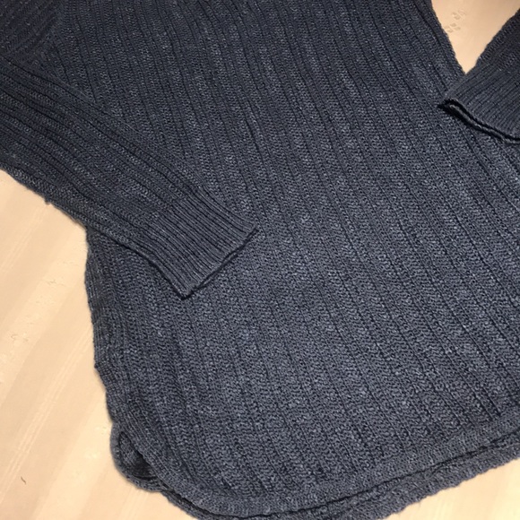 Ladies “Pink Republic” Blue V-Neck Long Sweater - Picture 5 of 12